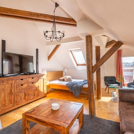 Stupartska - Tyn Church View Residence With Terrace プラハ エクステリア 写真