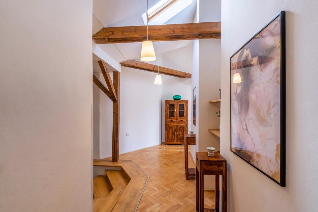 Stupartska - Tyn Church View Residence With Terrace プラハ エクステリア 写真