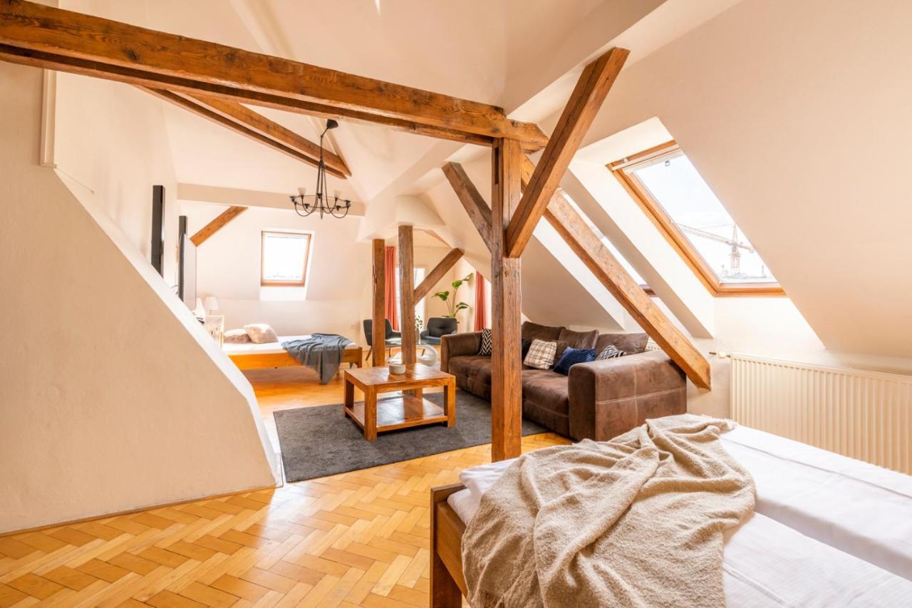 Stupartska - Tyn Church View Residence With Terrace プラハ エクステリア 写真