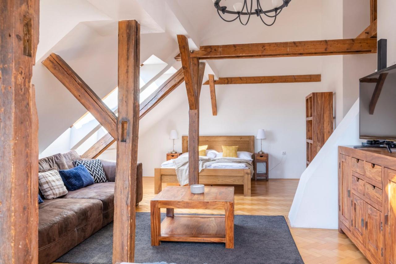 Stupartska - Tyn Church View Residence With Terrace プラハ エクステリア 写真
