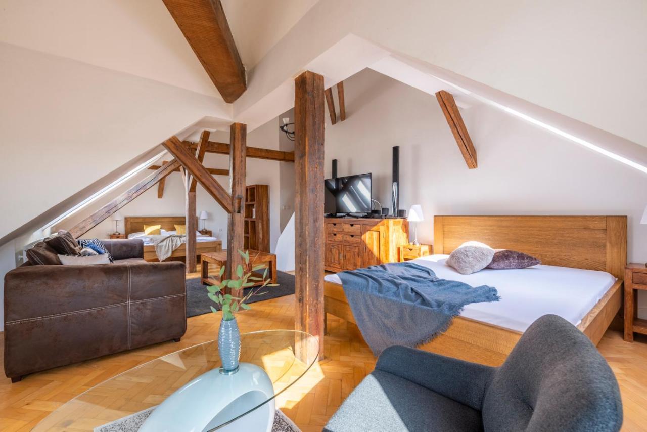 Stupartska - Tyn Church View Residence With Terrace プラハ エクステリア 写真
