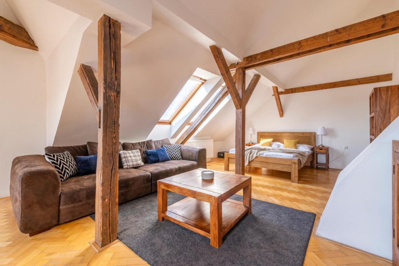 Stupartska - Tyn Church View Residence With Terrace プラハ エクステリア 写真